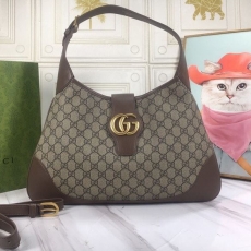 Gucci Shopping Bags